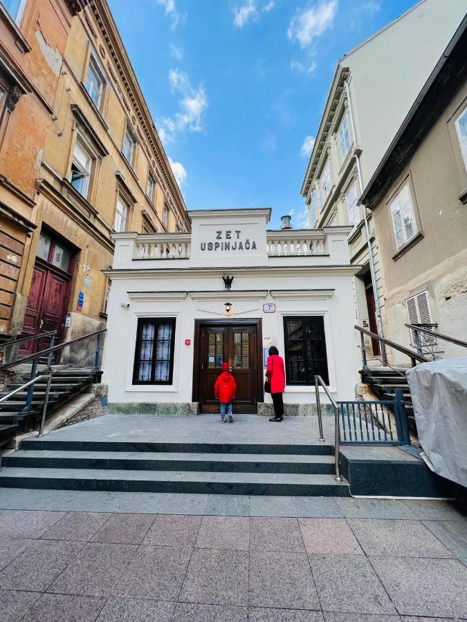 Downtown Secret Apartment Zagreb Buitenkant foto